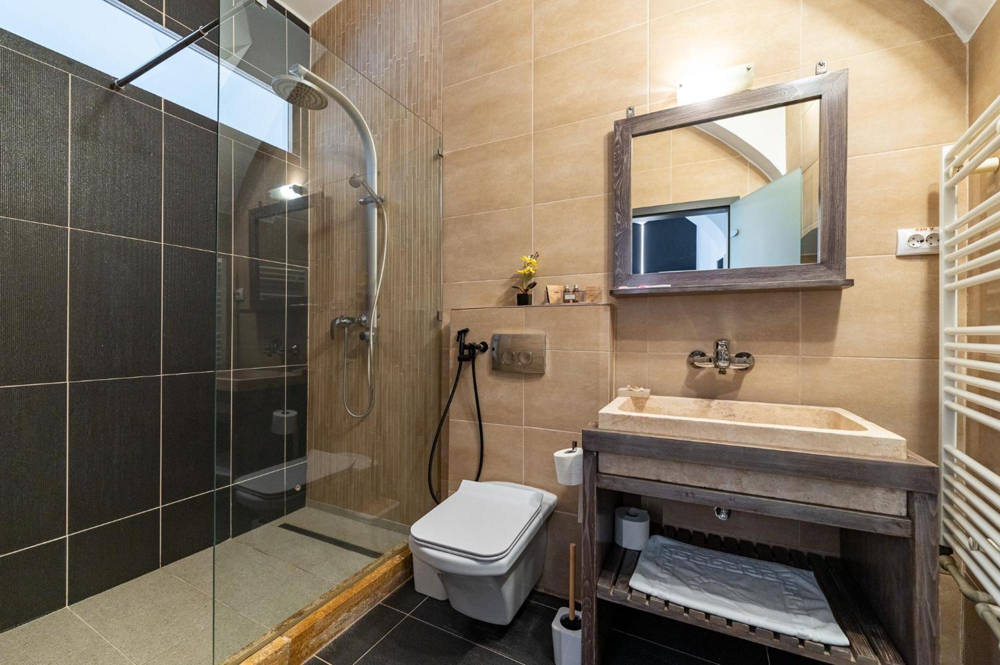 Demiani House Apartment ซีบิว ภายนอก รูปภาพ