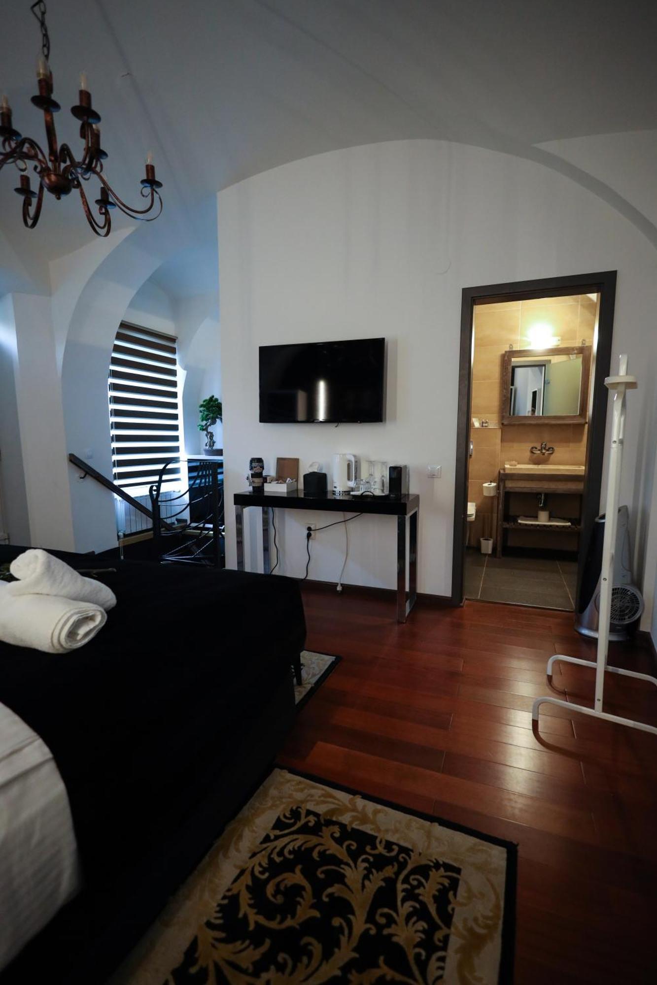 Demiani House Apartment ซีบิว ภายนอก รูปภาพ