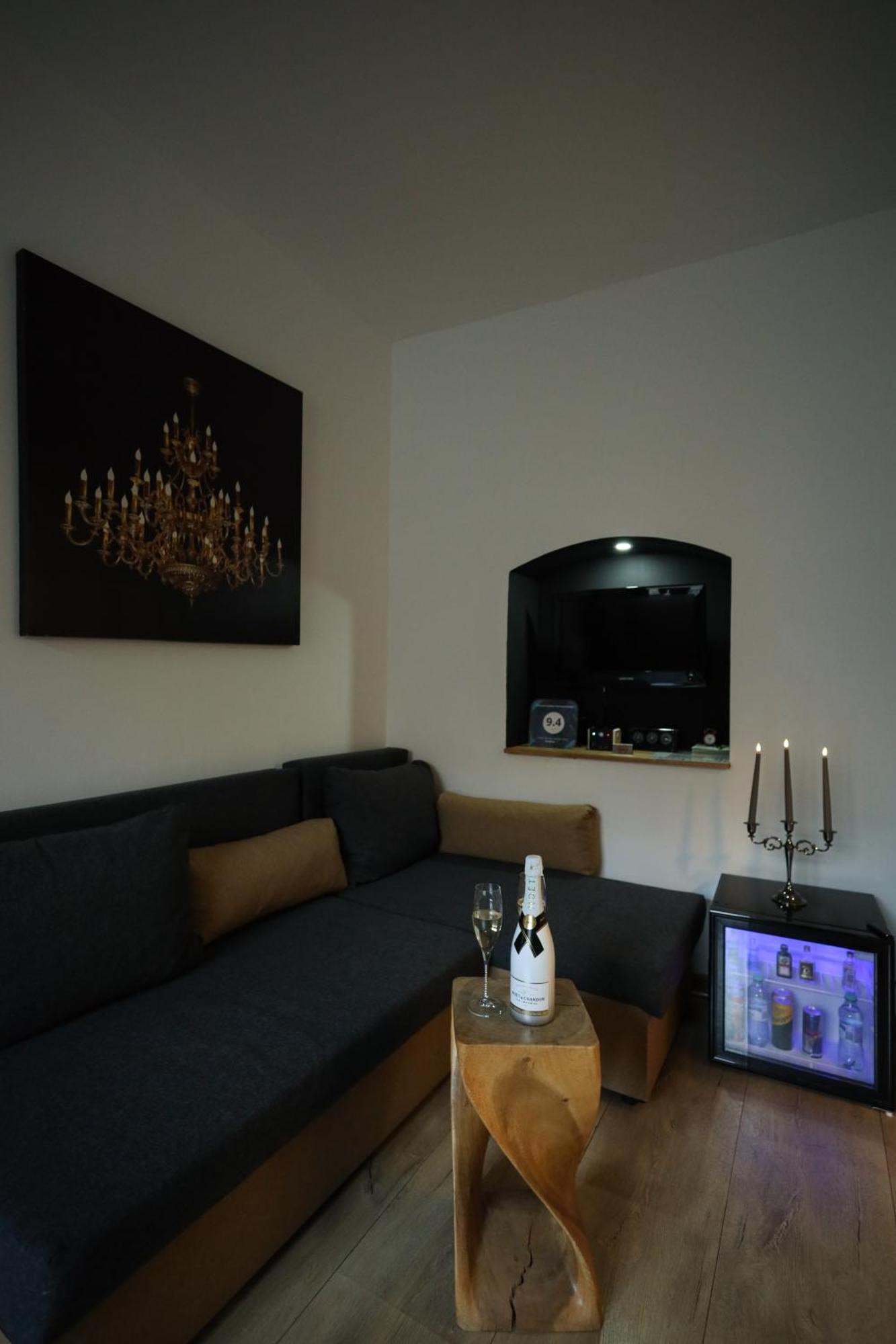 Demiani House Apartment ซีบิว ภายนอก รูปภาพ